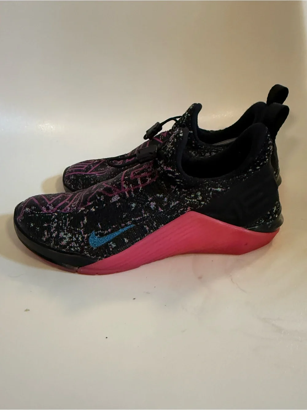Nike Metcon AMP Black Fire Pink Women’s size 6